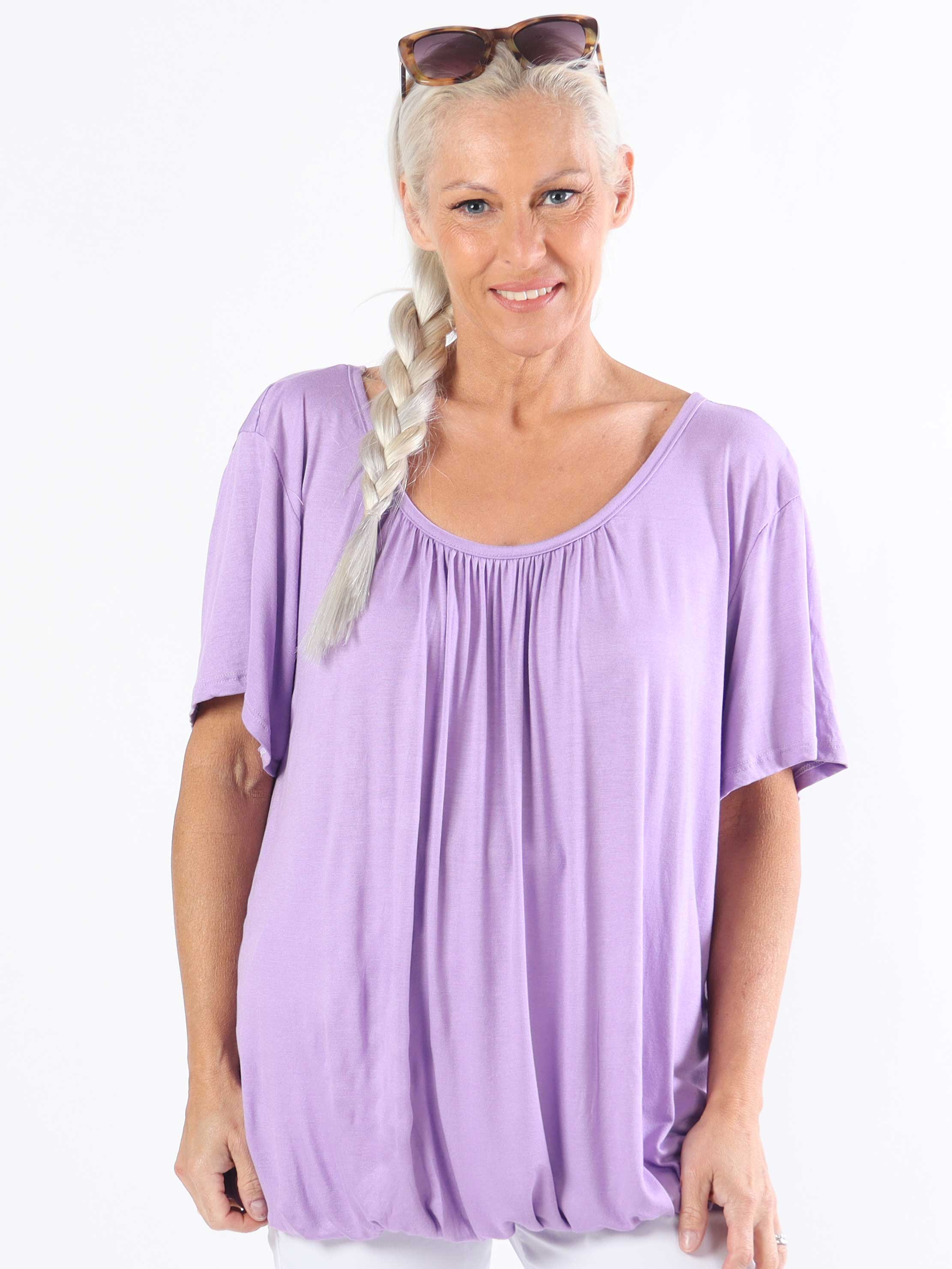 Miracle t-shirt - Basis t-shirt i plus size med elastik forneden (bestseller)